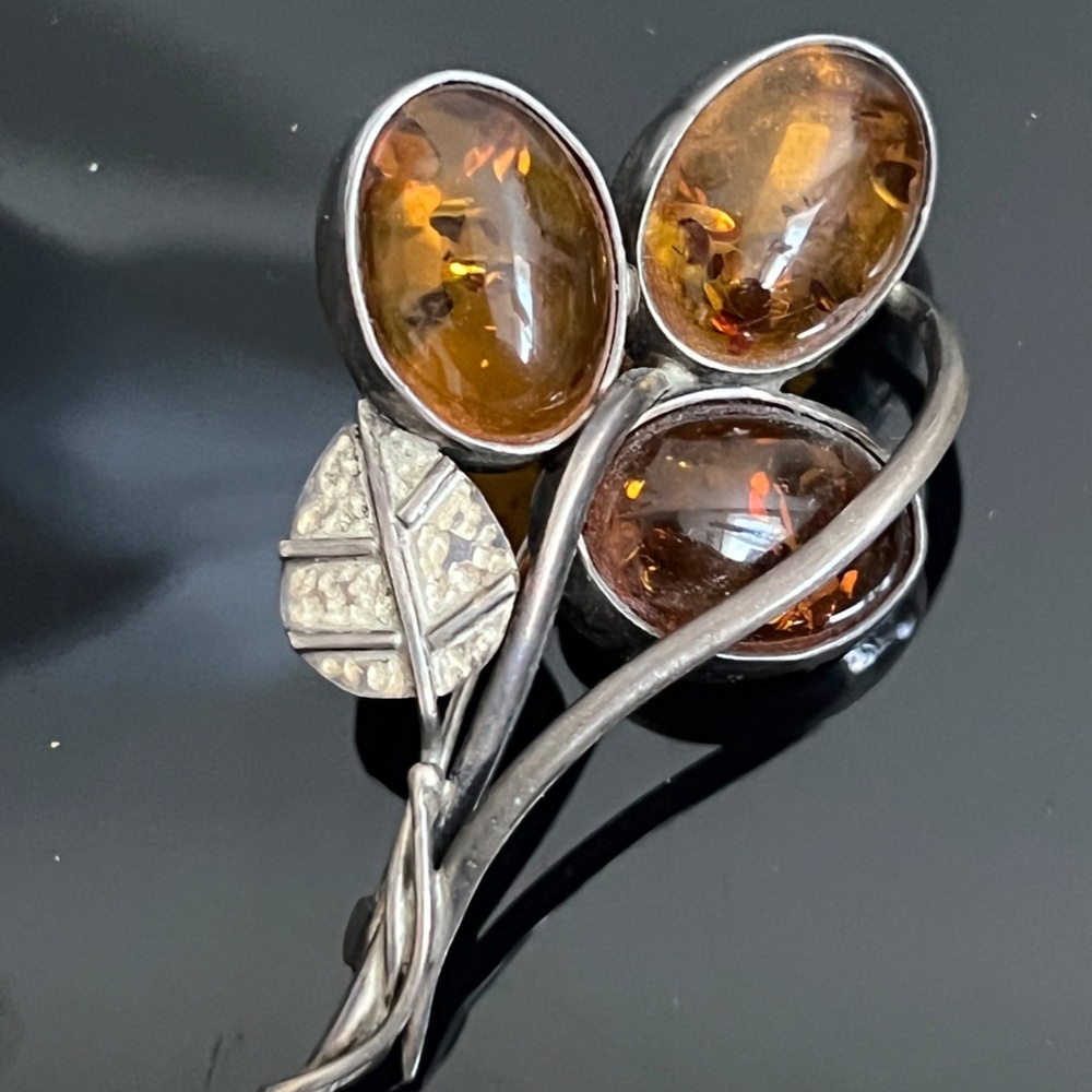 VINTAGE BALTIC AMBER BROOCH 925 STERLING SILVER HONEY LARGE FLOWER